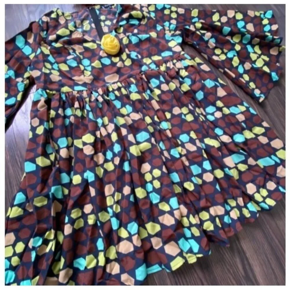 UNIQUE VINTAGE SMAK PARLOUR Geometric Empire Waist Size 1x NWT - Picture 4 of 4
